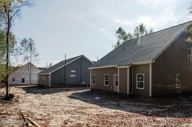 $499,900 | 221 Telluride Court, Aberdeen, NC 28315