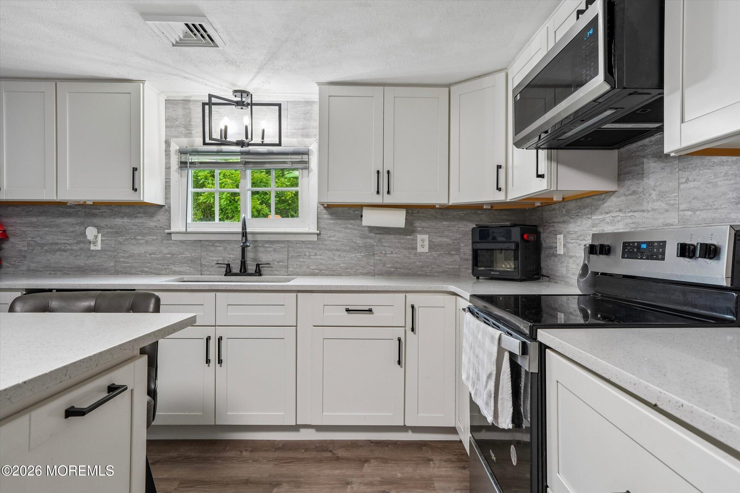 2733 Monmouth Road Jobstown, NJ 08041 - Photo 5 of 15 05-2733MonmouthRd_05