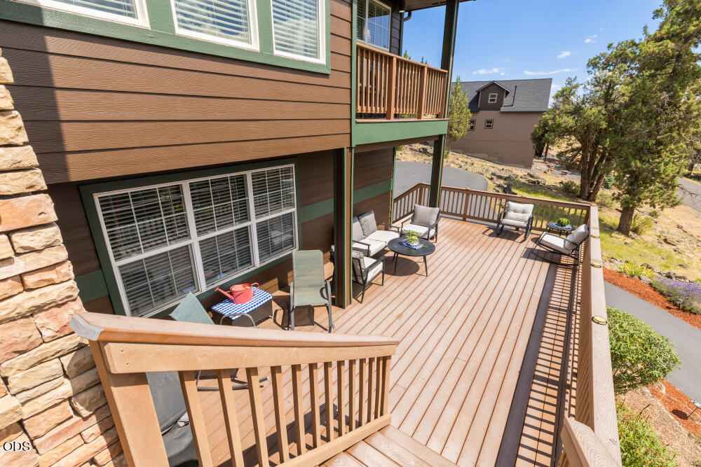 9629 Kestrel Road Klamath Falls, OR 97601 - Photo 7 of 73