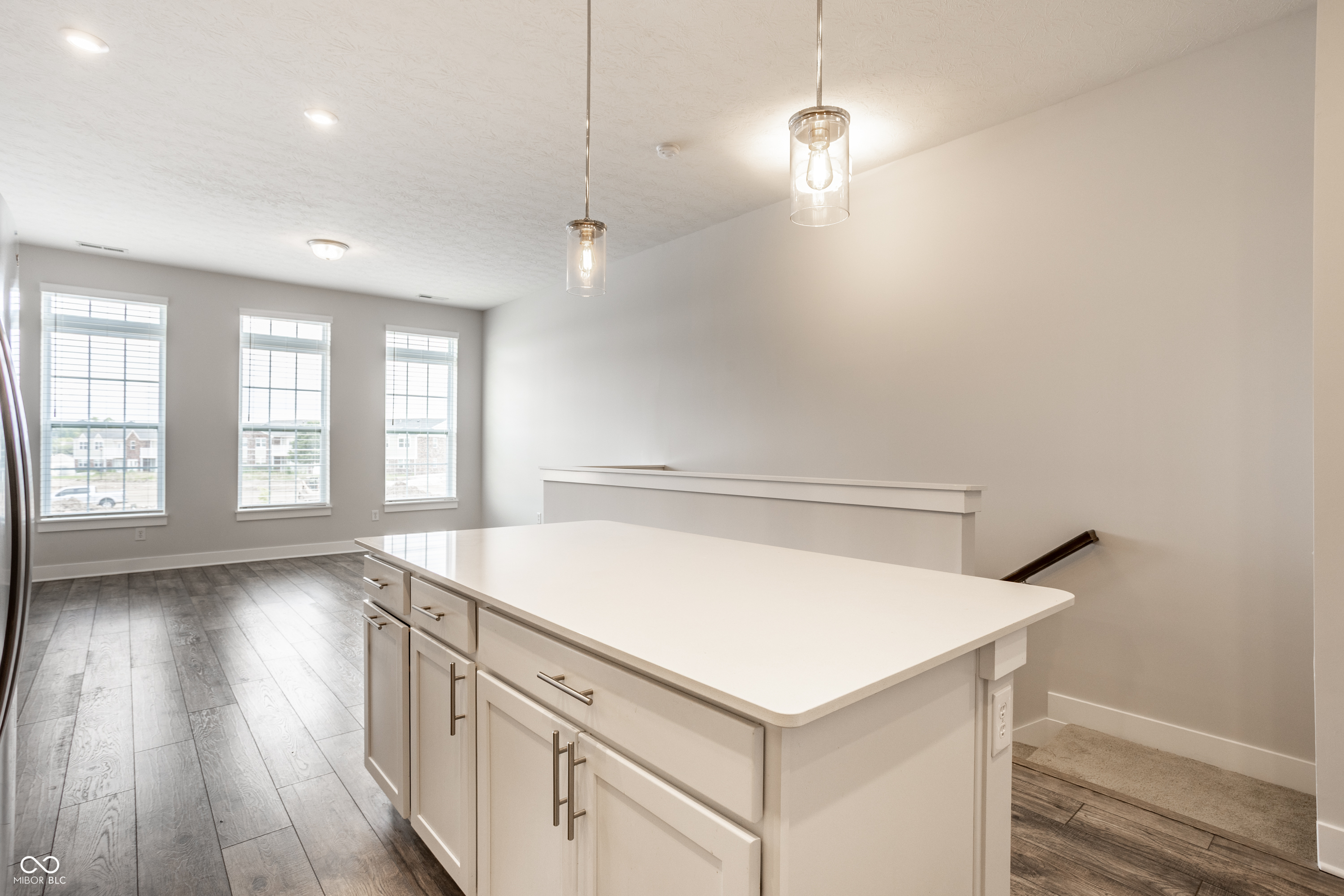 968 Kinzer Avenue Carmel, IN 46032 - Photo 7 of 18