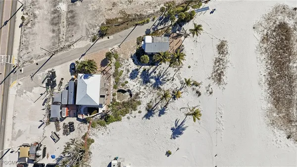 $2,500,000 | 67 Miramar Street, Fort Myers Beach, FL 33931