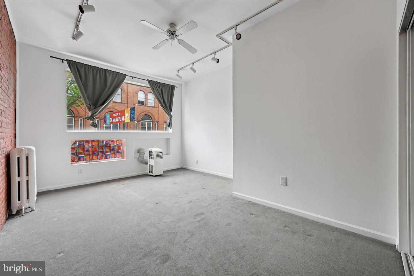 4355 Main Street, Unit 2 Philadelphia, PA 19127 - Photo 12 of 18 Front Bedroom