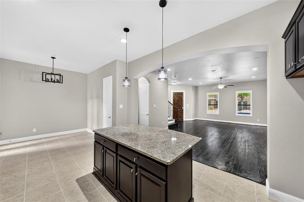 8607 Calvin Road Irving, TX 75063 - Photo 11 of 39 Kitchen