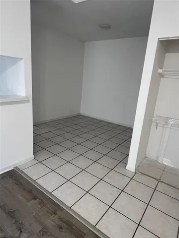 a view of a utility room