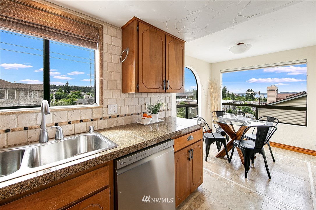 535 Walnut Street, Unit 201 Edmonds, WA 98020 - Photo 11 of 30 Gallery Image 11