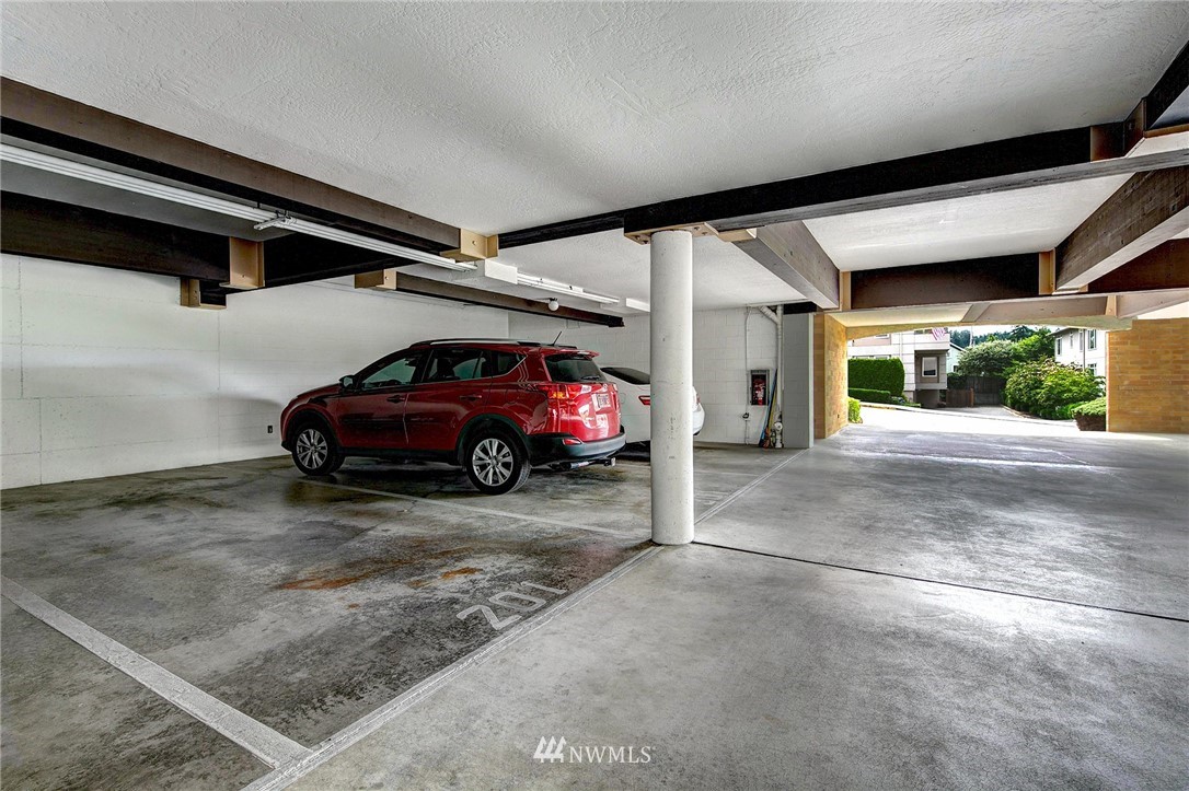535 Walnut Street, Unit 201 Edmonds, WA 98020 - Photo 25 of 30 Gallery Image 25