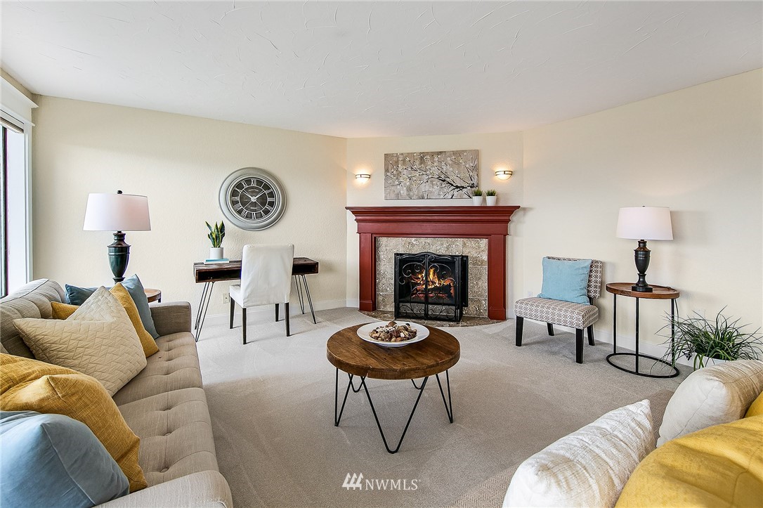 535 Walnut Street, Unit 201 Edmonds, WA 98020 - Photo 6 of 30 Gallery Image 6