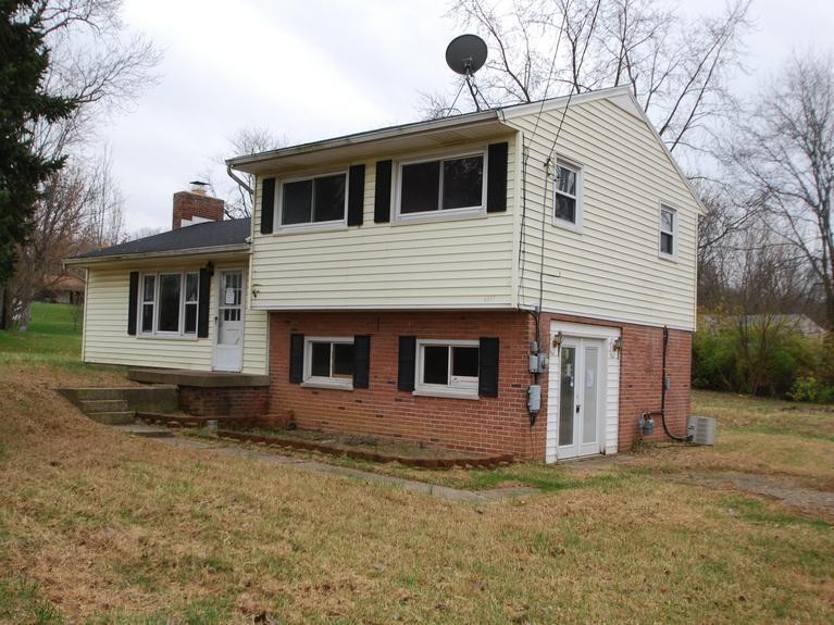 6517 Hendrickson Road Middletown, OH 45044 - Photo 1 of 1