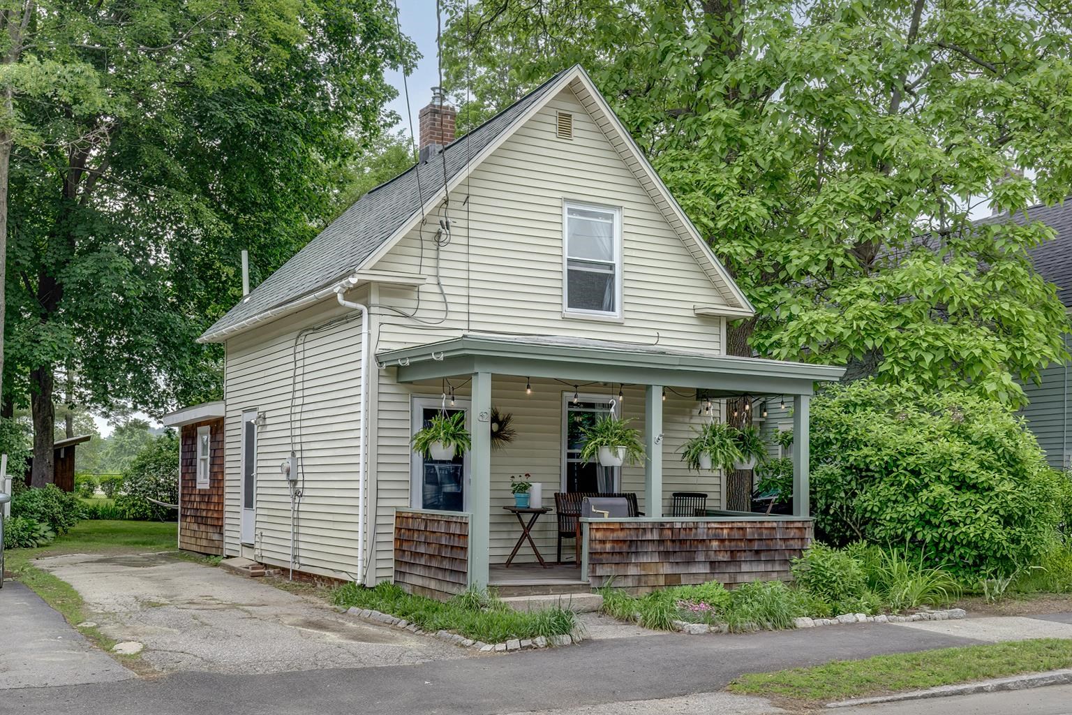 62 South Spring Street Concord, NH 03301 - Photo 1 of 35