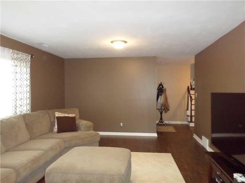 2263 Garards Fort Road Waynesburg, PA 15370 - Photo 4 of 25 Family Room.