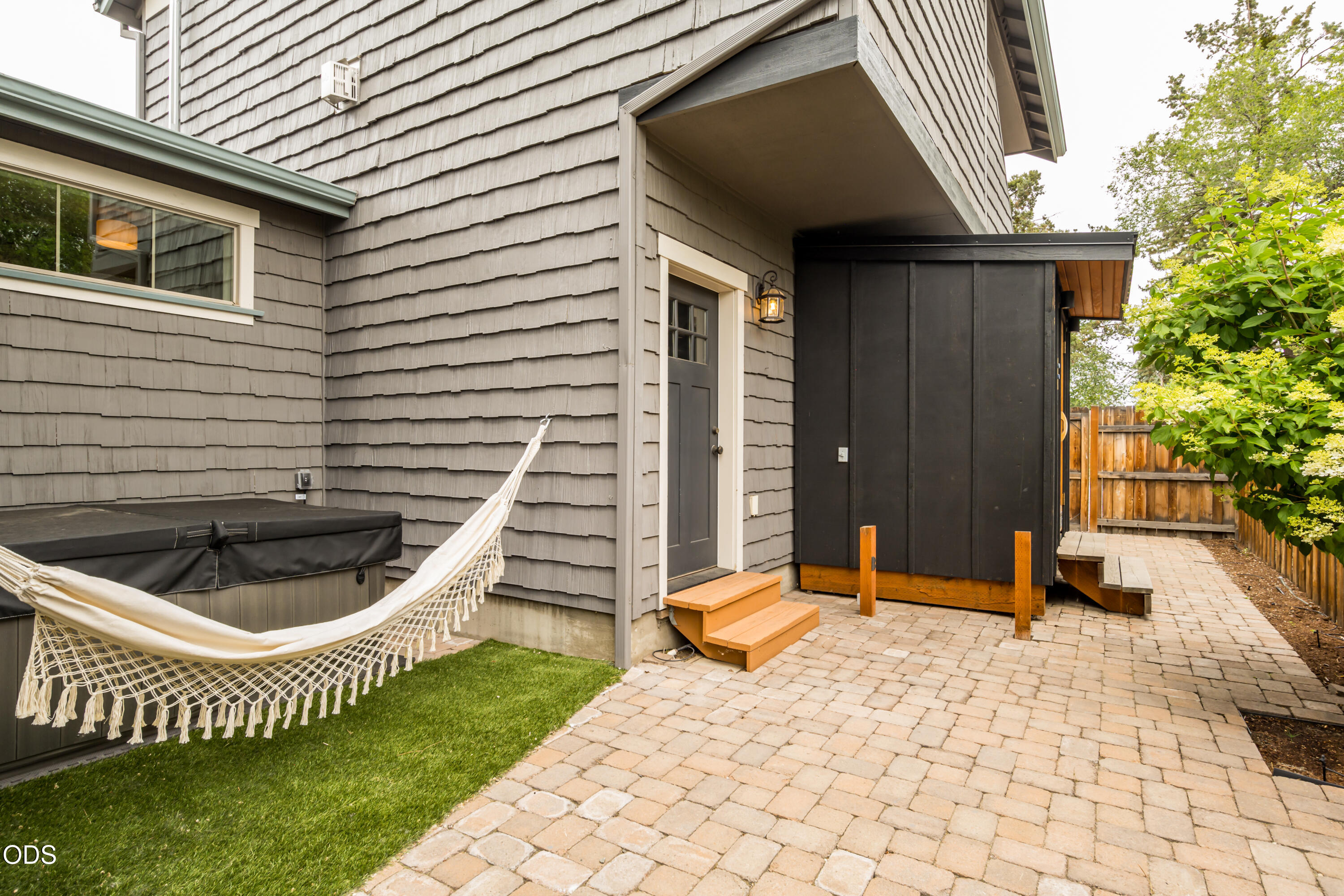 454 Northeast Burnside Avenue Bend, OR 97701 - Photo 38 of 62