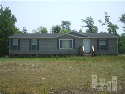 136 Maple Drive Holly Ridge, NC 28445 - Photo 1 of 5 Primary Photo