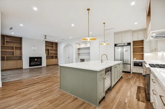 $1,795,000 | 1021 Ashland Street, Houston, TX 77008