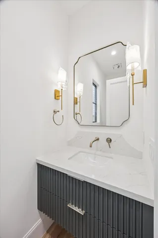 $1,795,000 | 1021 Ashland Street, Houston, TX 77008