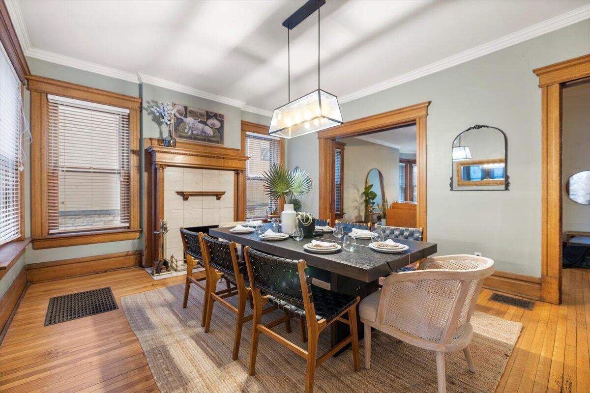 1062 Bryden Road Columbus, OH 43205 - Photo 22 of 68 14-Dining Room-1062 Bryden Rd -35