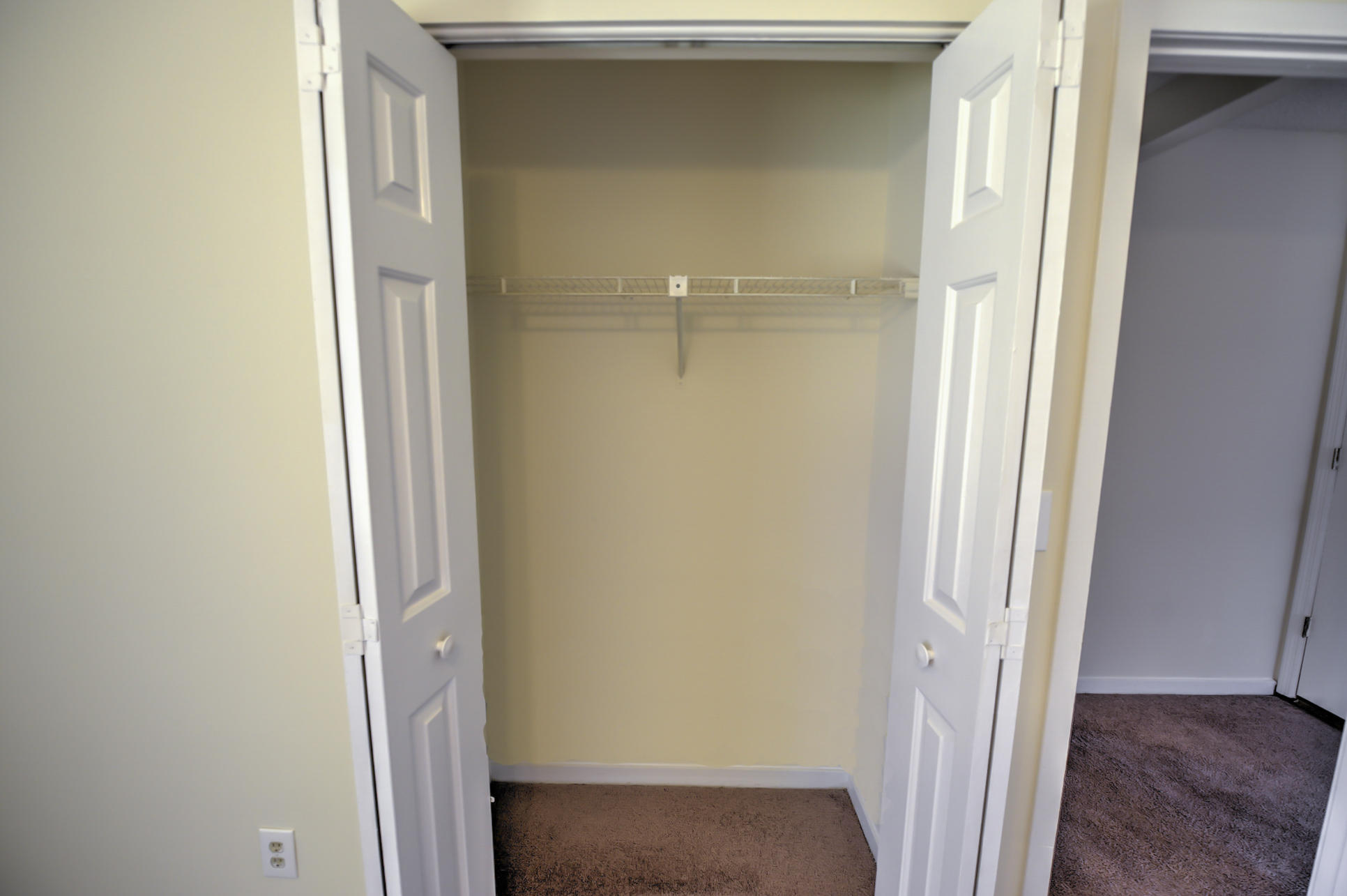 128 Cambridge Road Summerville, SC 29486 - Photo 13 of 33 Bedroom 3 closet