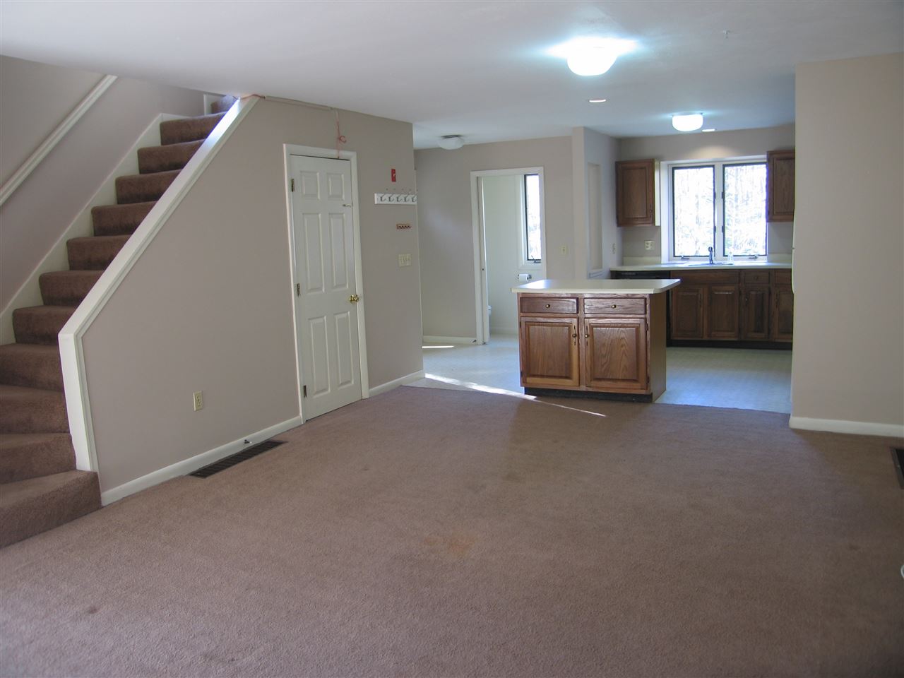 252 Marden Road, Unit B Wilton, NH 03086 - Photo 2 of 25 Gallery Image 2