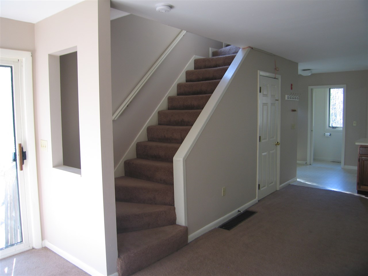 252 Marden Road, Unit B Wilton, NH 03086 - Photo 4 of 25 Gallery Image 4