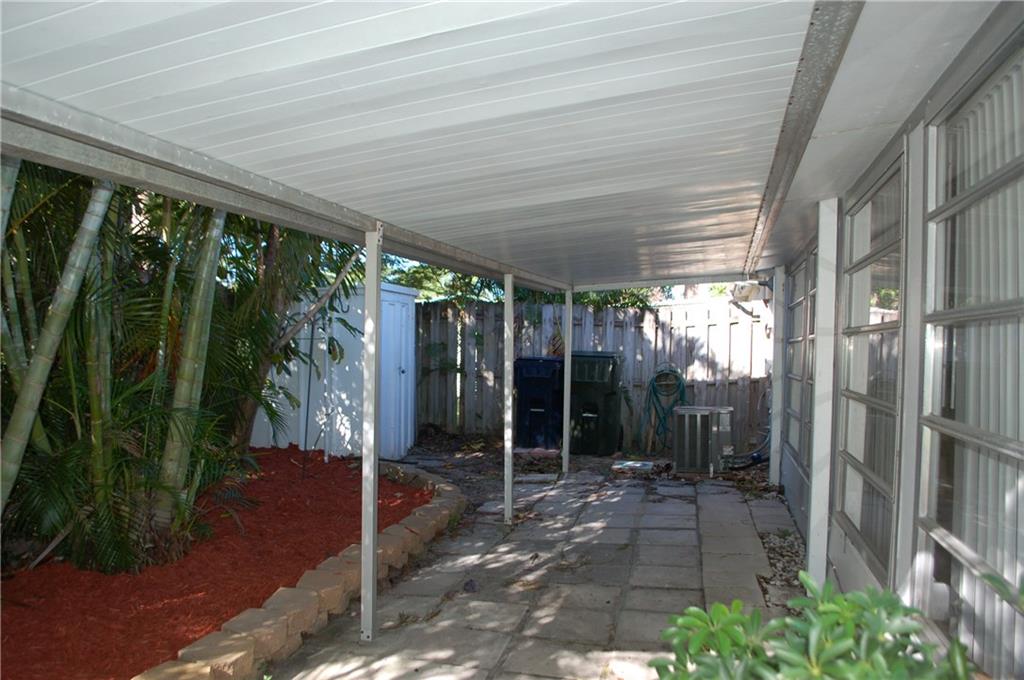 506 Robalo Court Stuart, FL 34996 - Photo 8 of 36 Gallery Image 8