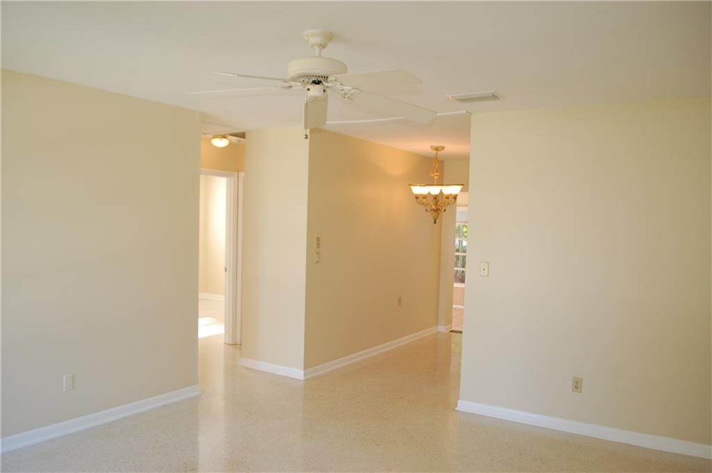 506 Robalo Court Stuart, FL 34996 - Photo 10 of 36 Gallery Image 10