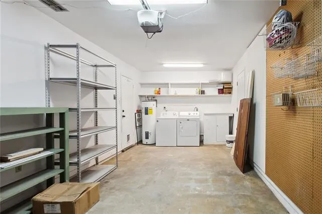 $2,500 | 4712 Southshore Drive, Metairie, LA 70002