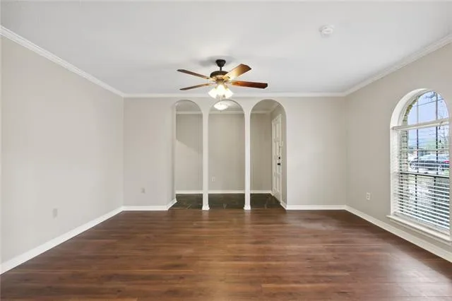 $2,500 | 4712 Southshore Drive, Metairie, LA 70002