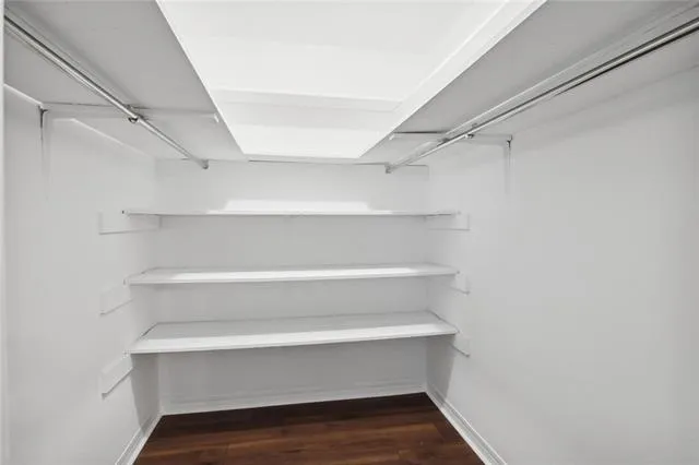 $2,500 | 4712 Southshore Drive, Metairie, LA 70002