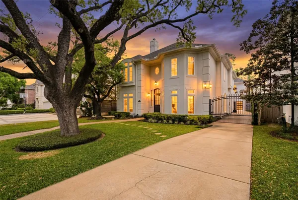 $1,550,000 | 4923 Palmetto Street, Bellaire, TX 77401