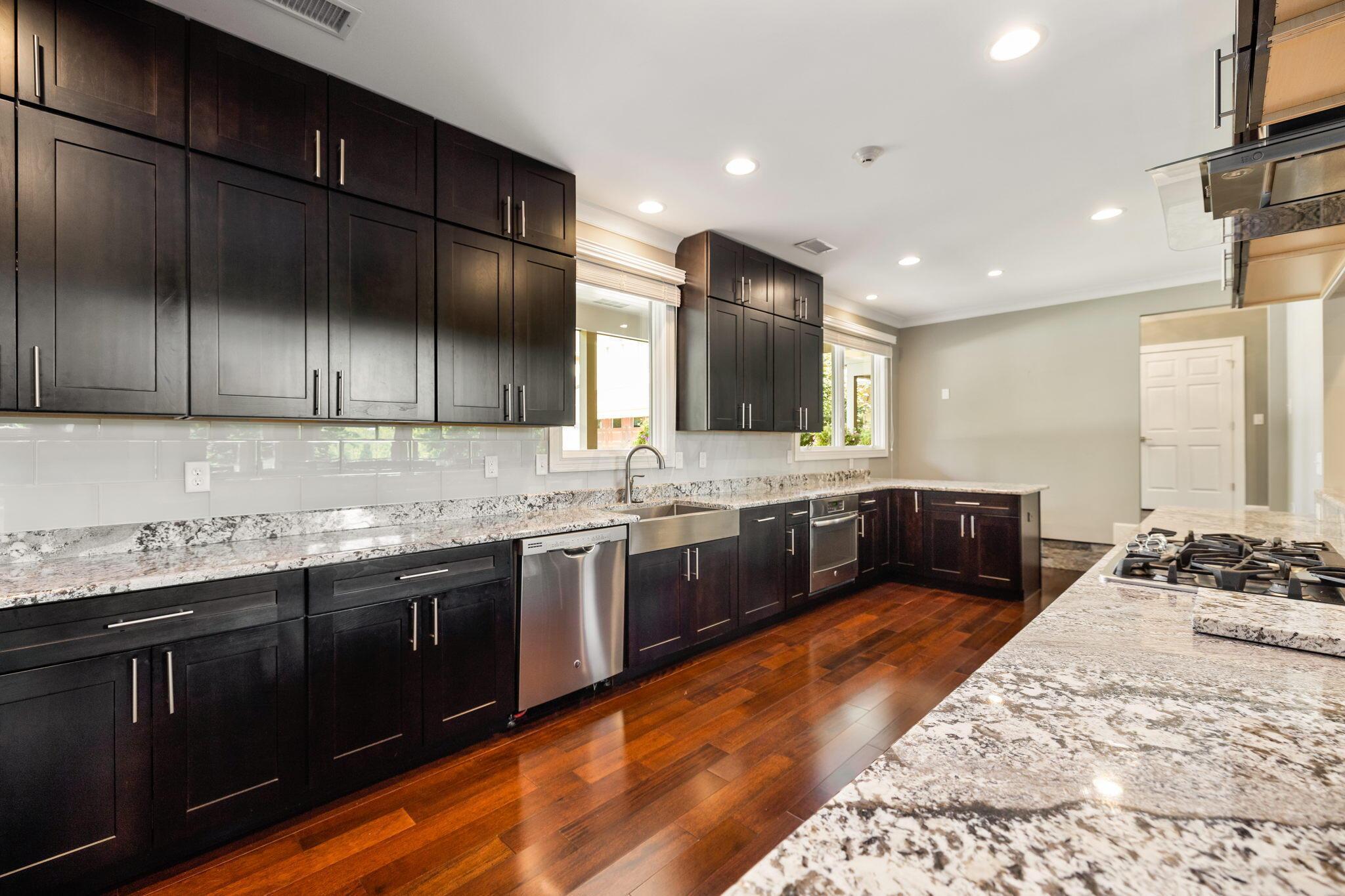 4260 Dublin Road Columbus, OH 43221 - Photo 17 of 62 Gallery Image 17