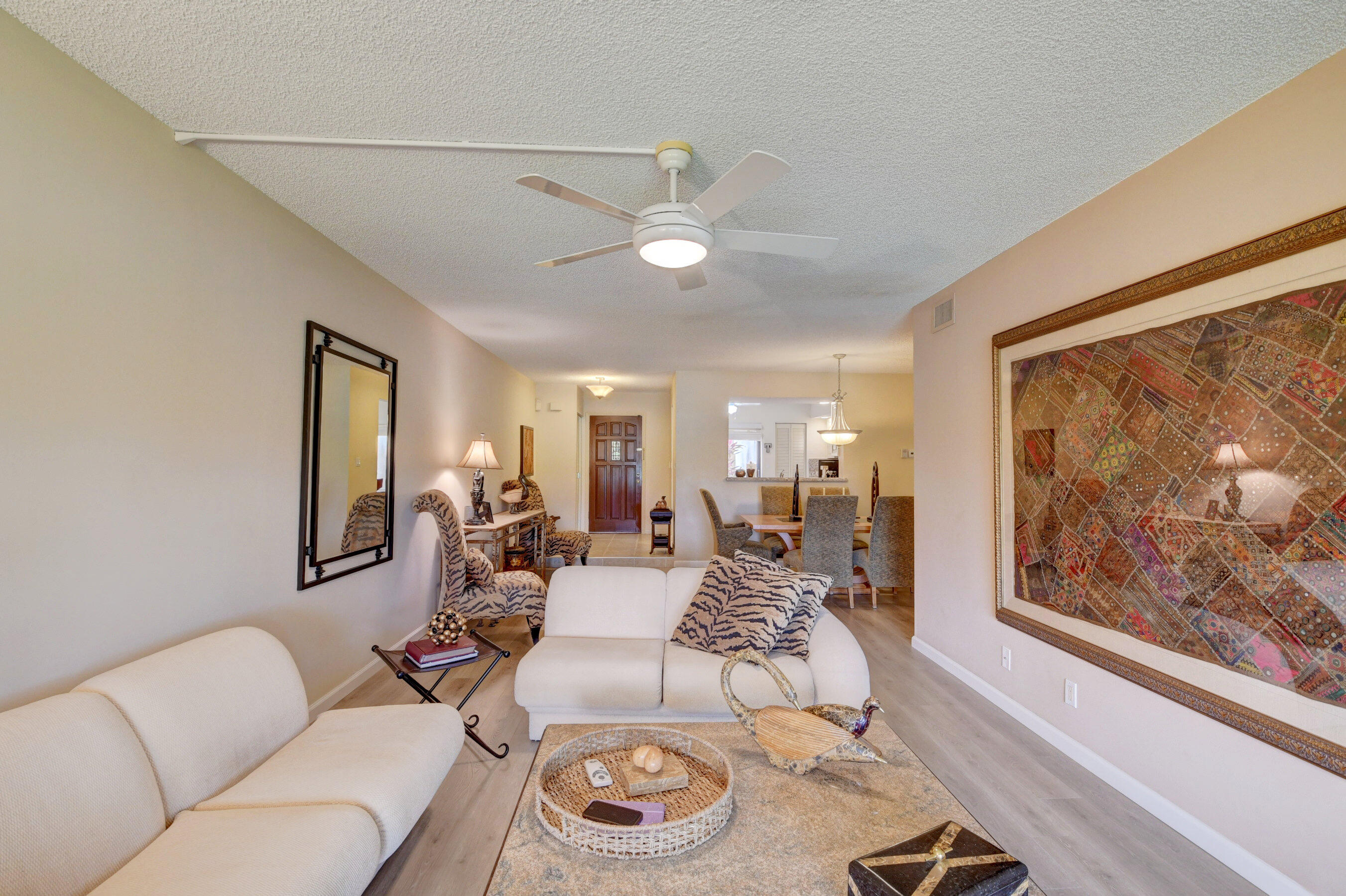 7744 La Mirada Drive Boca Raton, FL 33433 - Photo 10 of 32 living room