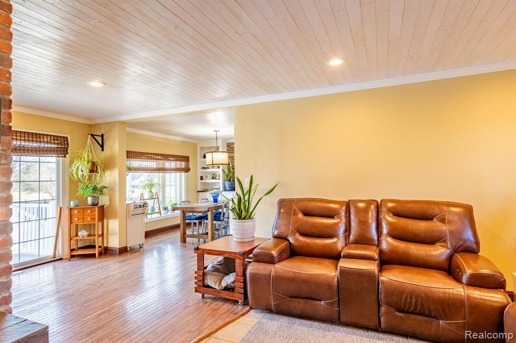 6601 Winans Lake Road Brighton, MI 48116 - Photo 6 of 44 Gallery Image 6
