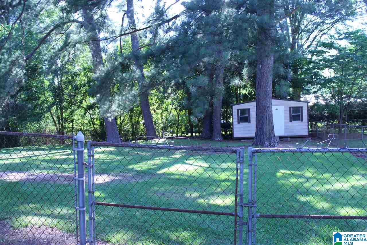 324 Susan Place Bessemer, AL 35023 - Photo 3 of 14