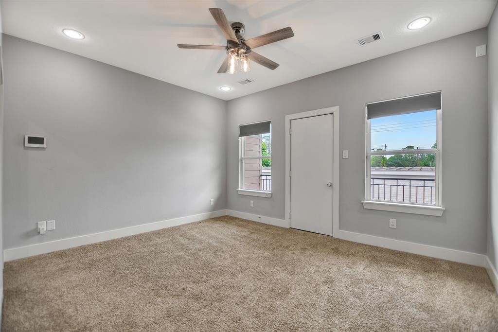 20 Evanston Street Houston, TX 77015 - Photo 18 of 31 a view of an empty room with a window