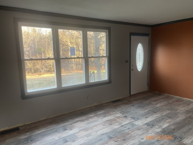 1036 Wiggs Branch Road Erin, TN 37061 - Photo 4 of 12