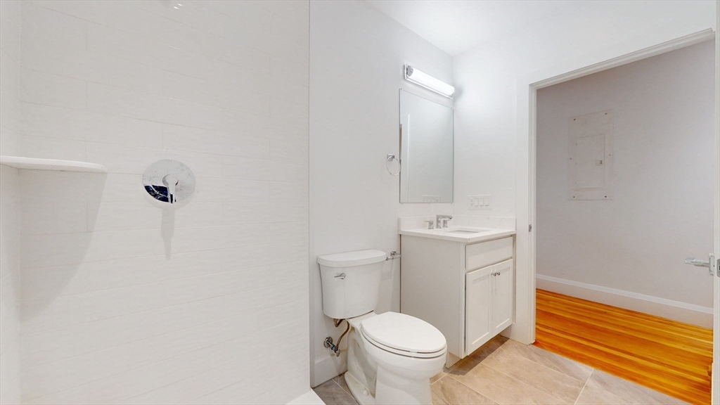 21 Regent Circle, Unit 3 Brookline, MA 02445 - Photo 18 of 22