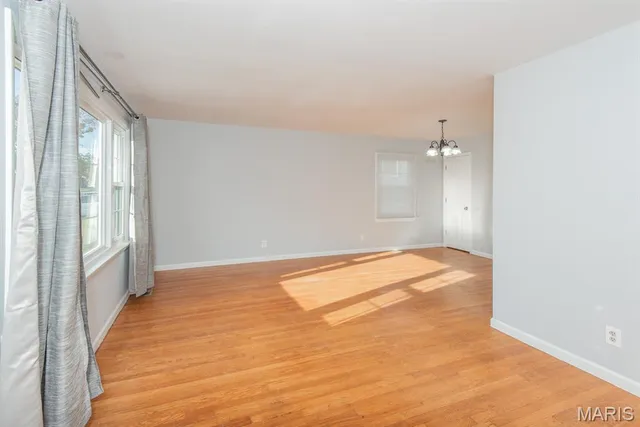 $159,000 | 10701 St Henry Lane, St. Ann, MO 63074