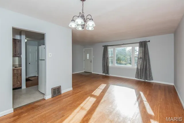 $159,000 | 10701 St Henry Lane, St. Ann, MO 63074