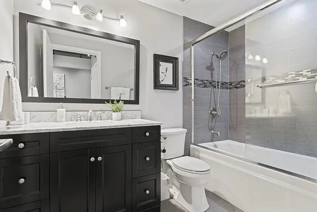 $2,500 | 900 North Kingsbury Street, Unit 1110, Chicago, IL 60610