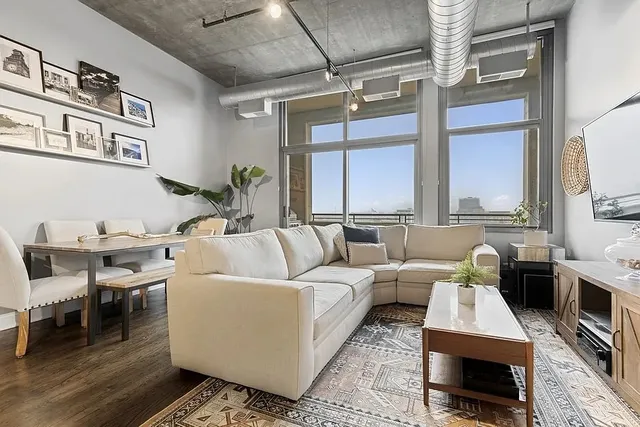 $2,500 | 900 North Kingsbury Street, Unit 1110, Chicago, IL 60610