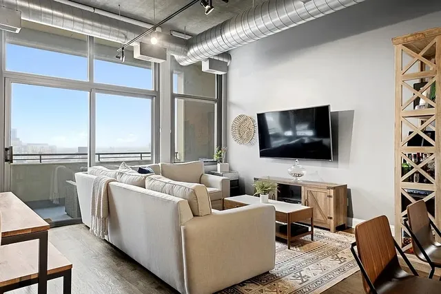 $2,500 | 900 North Kingsbury Street, Unit 1110, Chicago, IL 60610