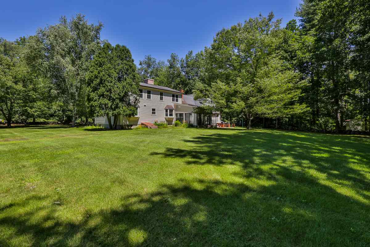 20 Gage Road Bedford, NH 03110 - Photo 3 of 30