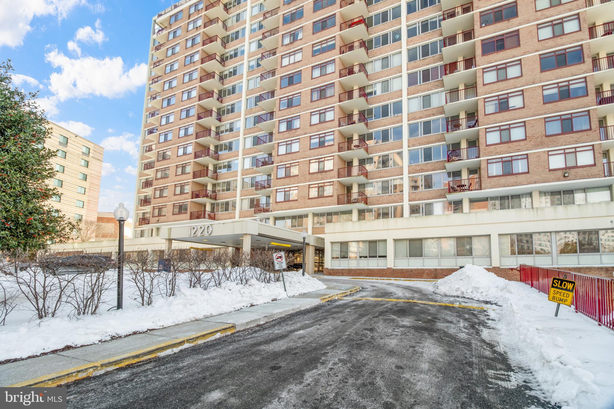 1220 Blair Mill Road, Unit 801 Silver Spring, MD 20910 - Photo 22 of 24