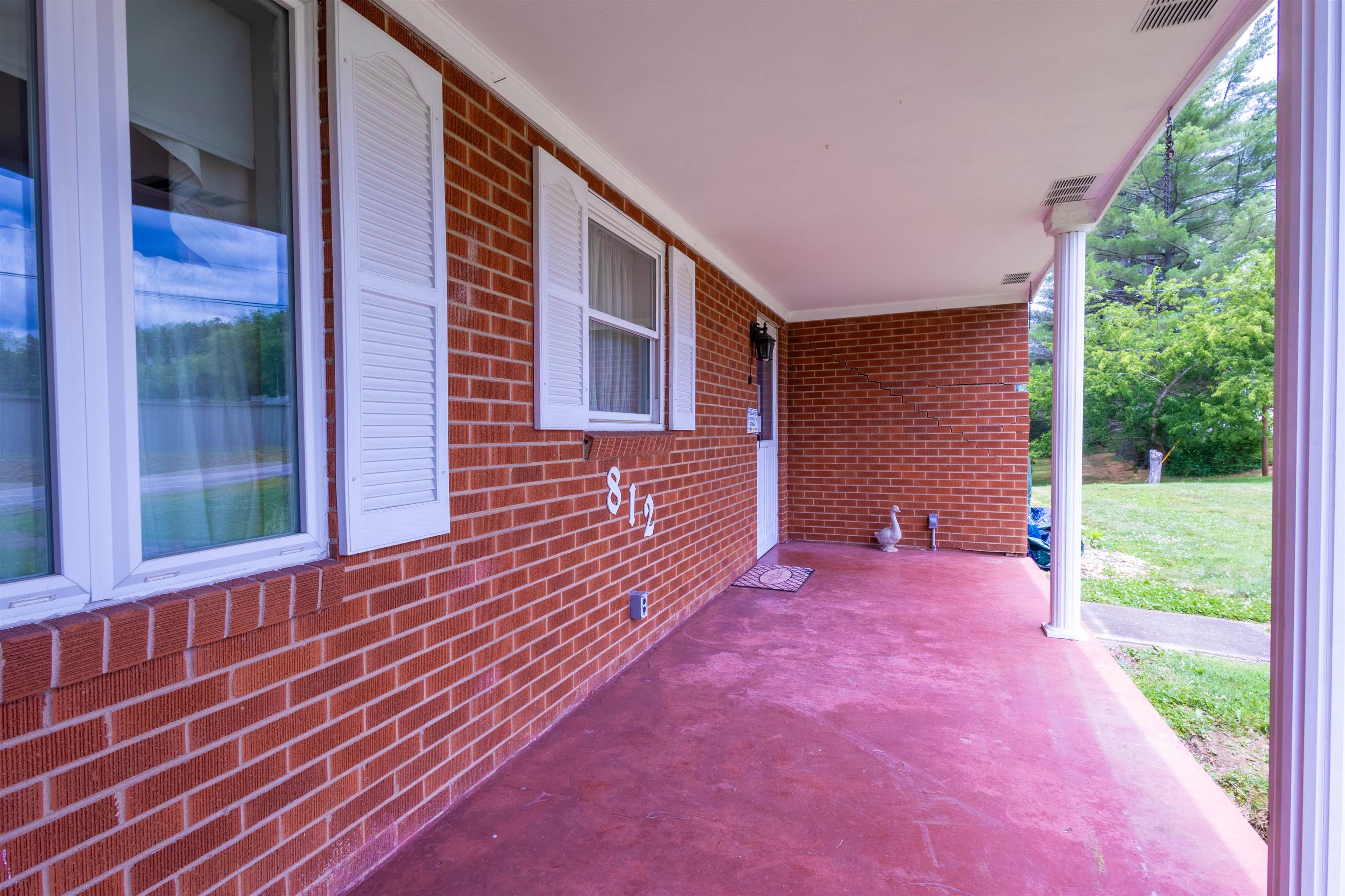 812 Bellefonte Princess Road Ashland, KY 41101 - Photo 5 of 36