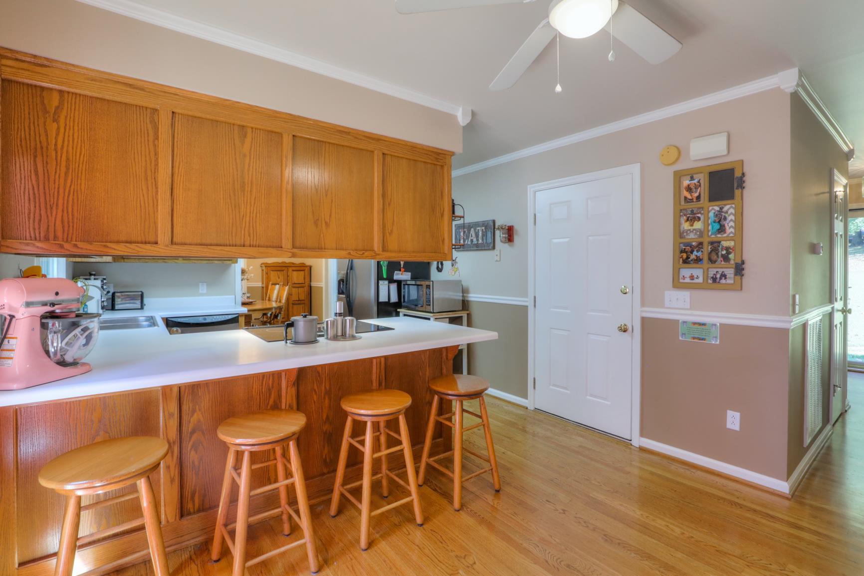 203 Timberlake Drive Springfield, TN 37172 - Photo 7 of 30 Bar Seating & Pantry Storage