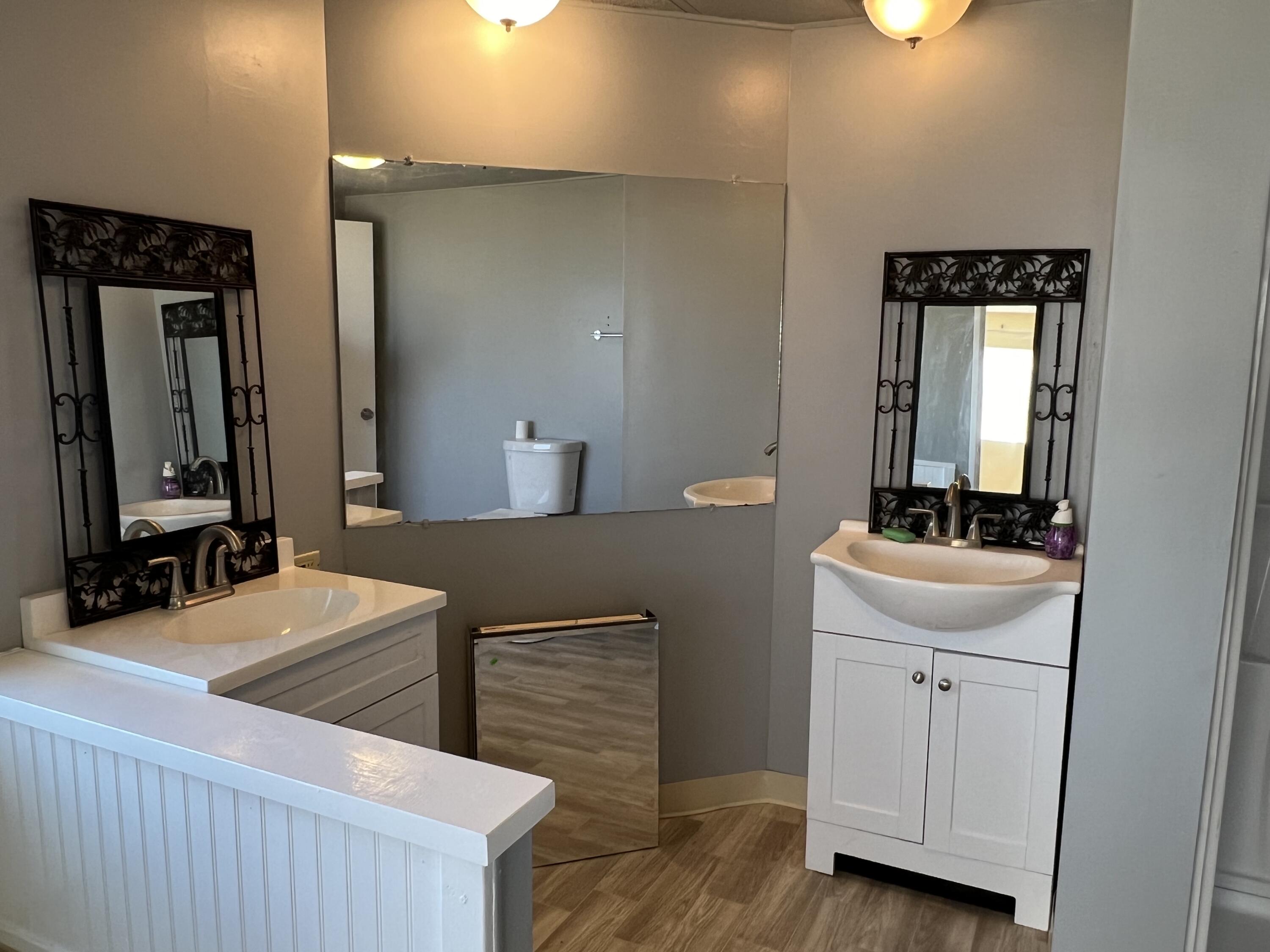 9728 Ben Kerns Road Klamath Falls, OR 97601 - Photo 31 of 58 Primary Vanities