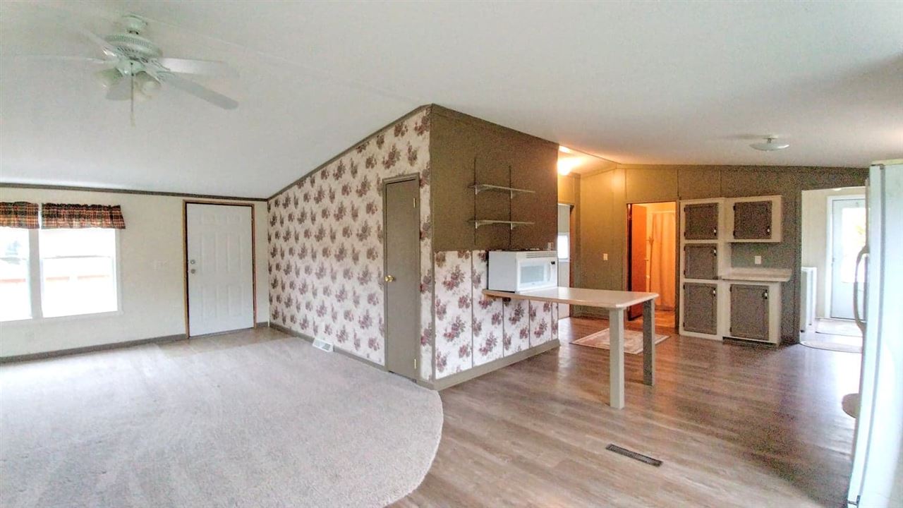 126 East 26 Road Boon, MI 49618 - Photo 7 of 20 1874074-6.JPG