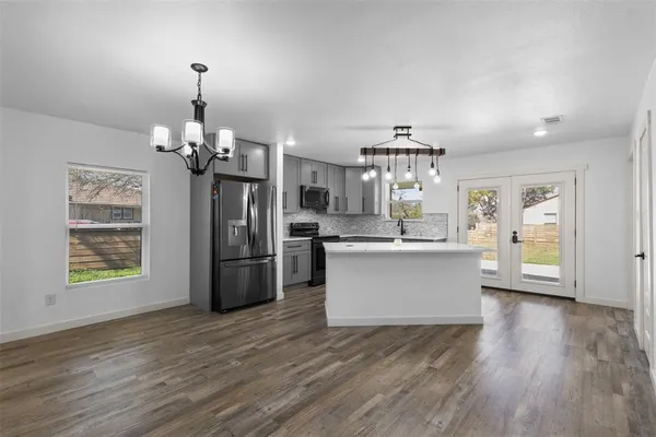 $395,000 | 1024 Greenlee Street, Denton, TX 76201