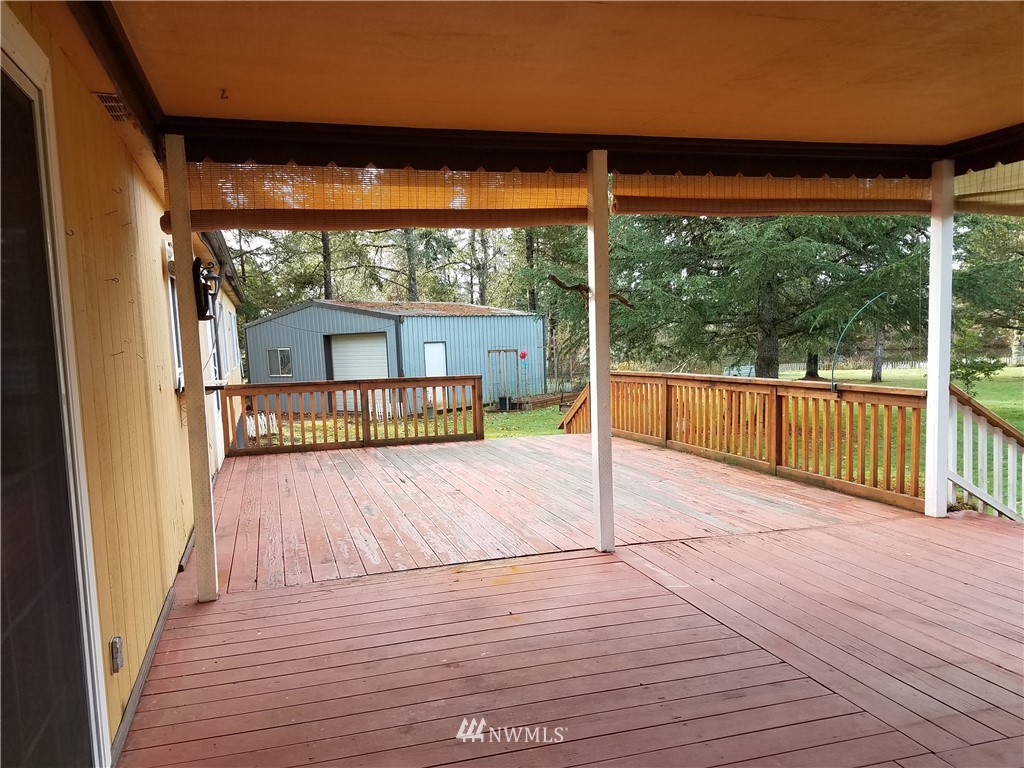 112 Stout Road Silverlake, WA 98645 - Photo 8 of 17 Gallery Image 8