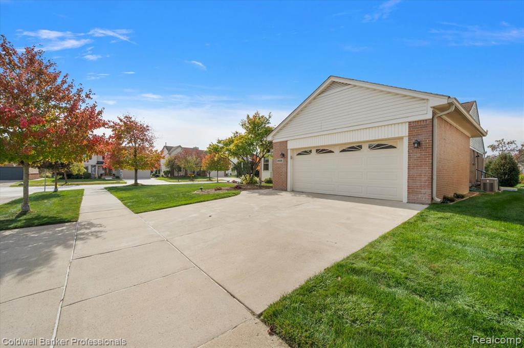 3406 Riverside Court Canton, MI 48188 - Photo 4 of 51