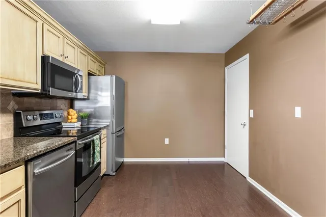 $315,000 | 11274 South Pflumm Road, Olathe, KS 66215